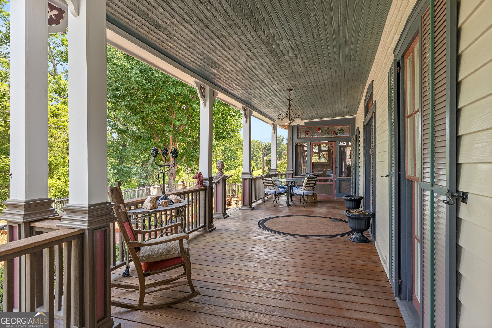 684 Grandview Avenue Property Photo 8