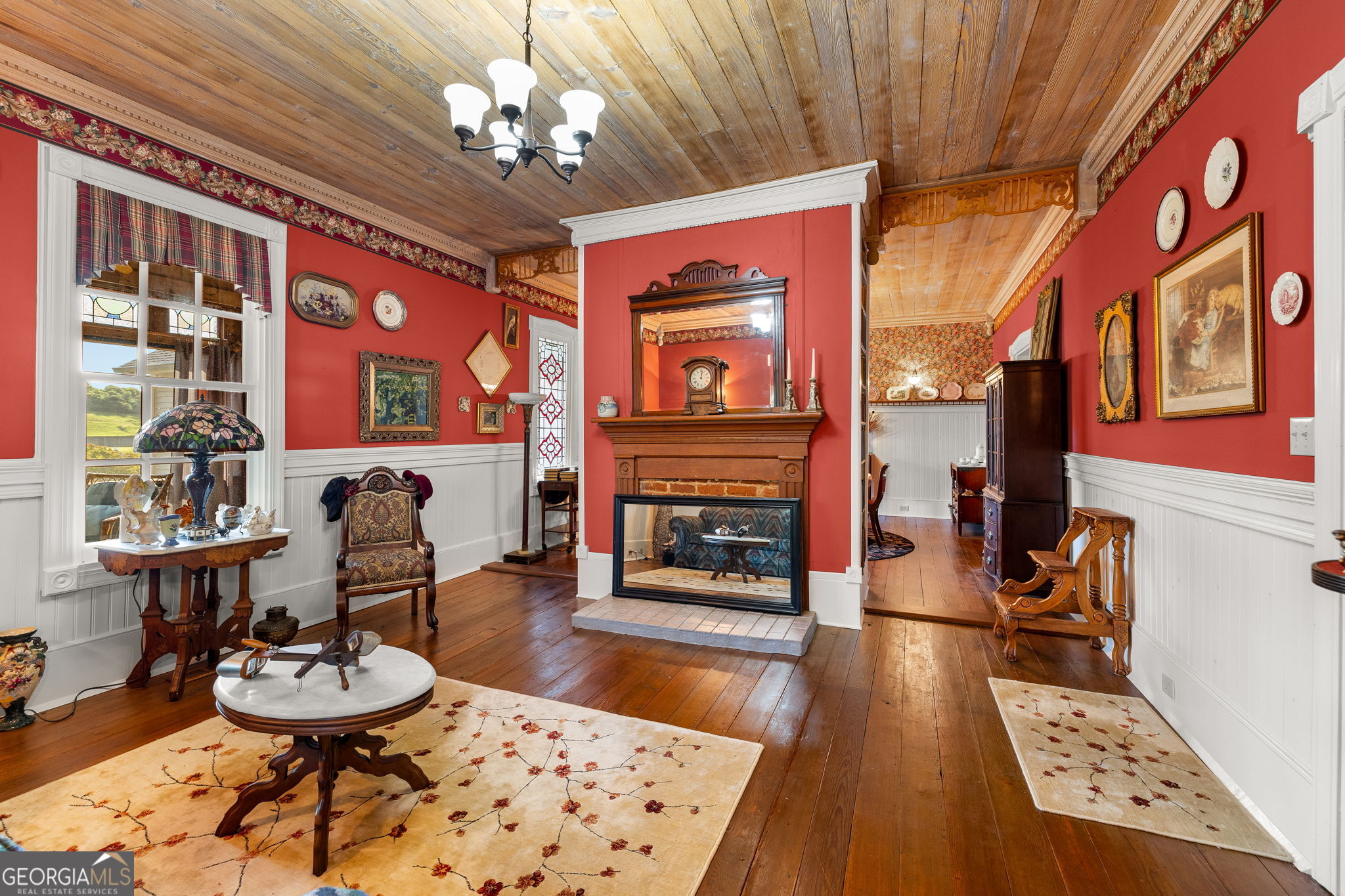 684 Grandview Avenue Property Photo 11