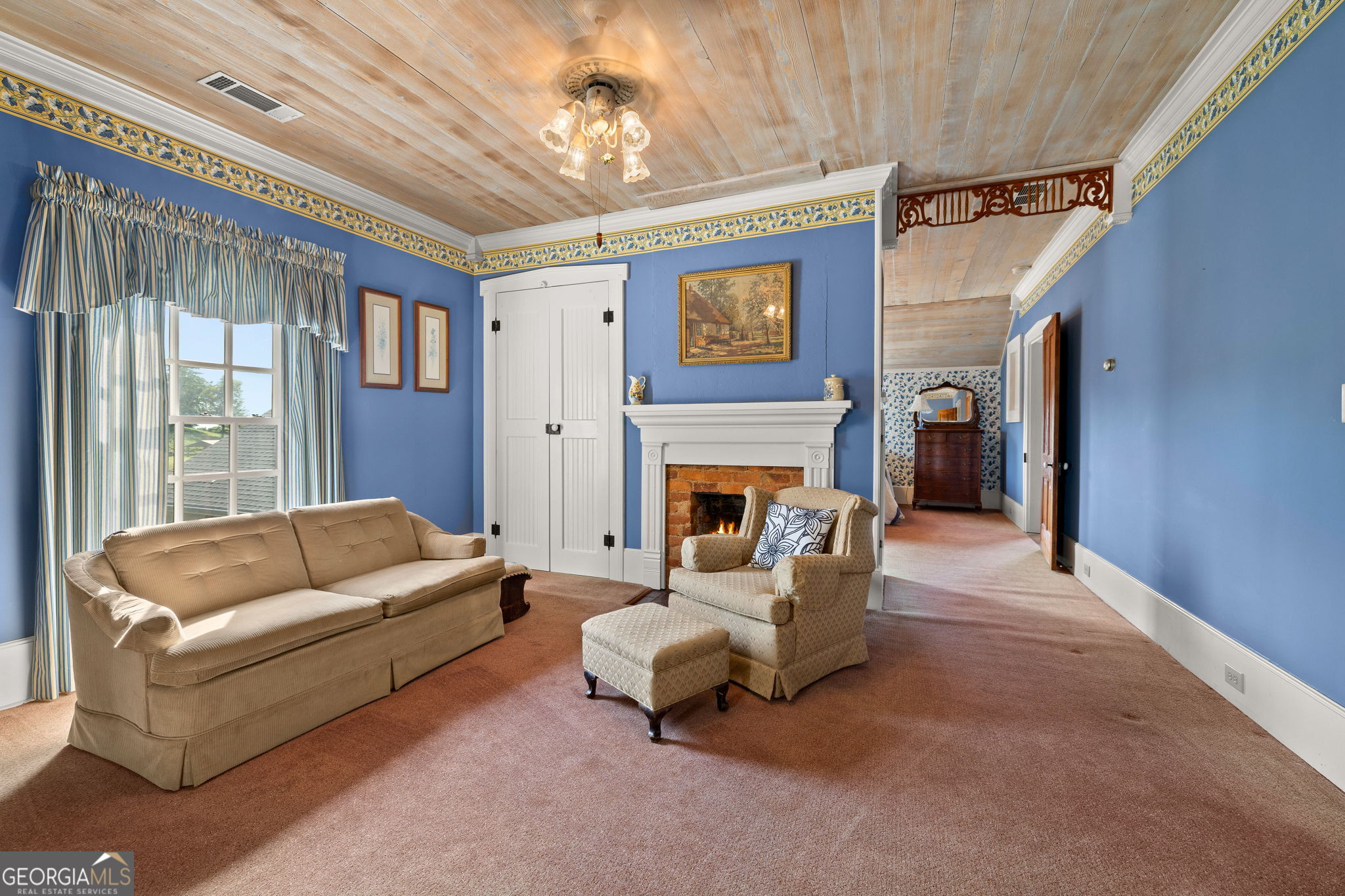 684 Grandview Avenue Property Photo 45