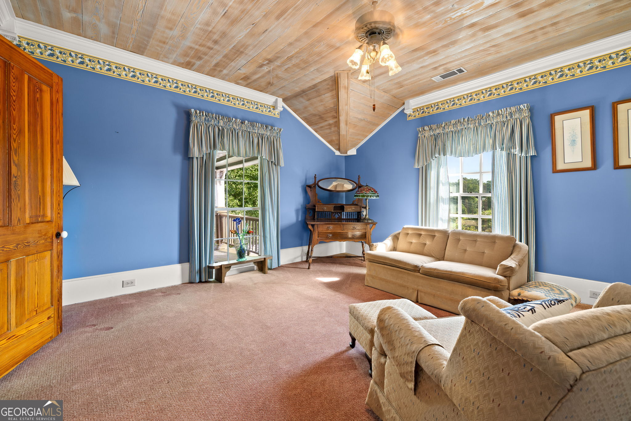 684 Grandview Avenue Property Photo 46