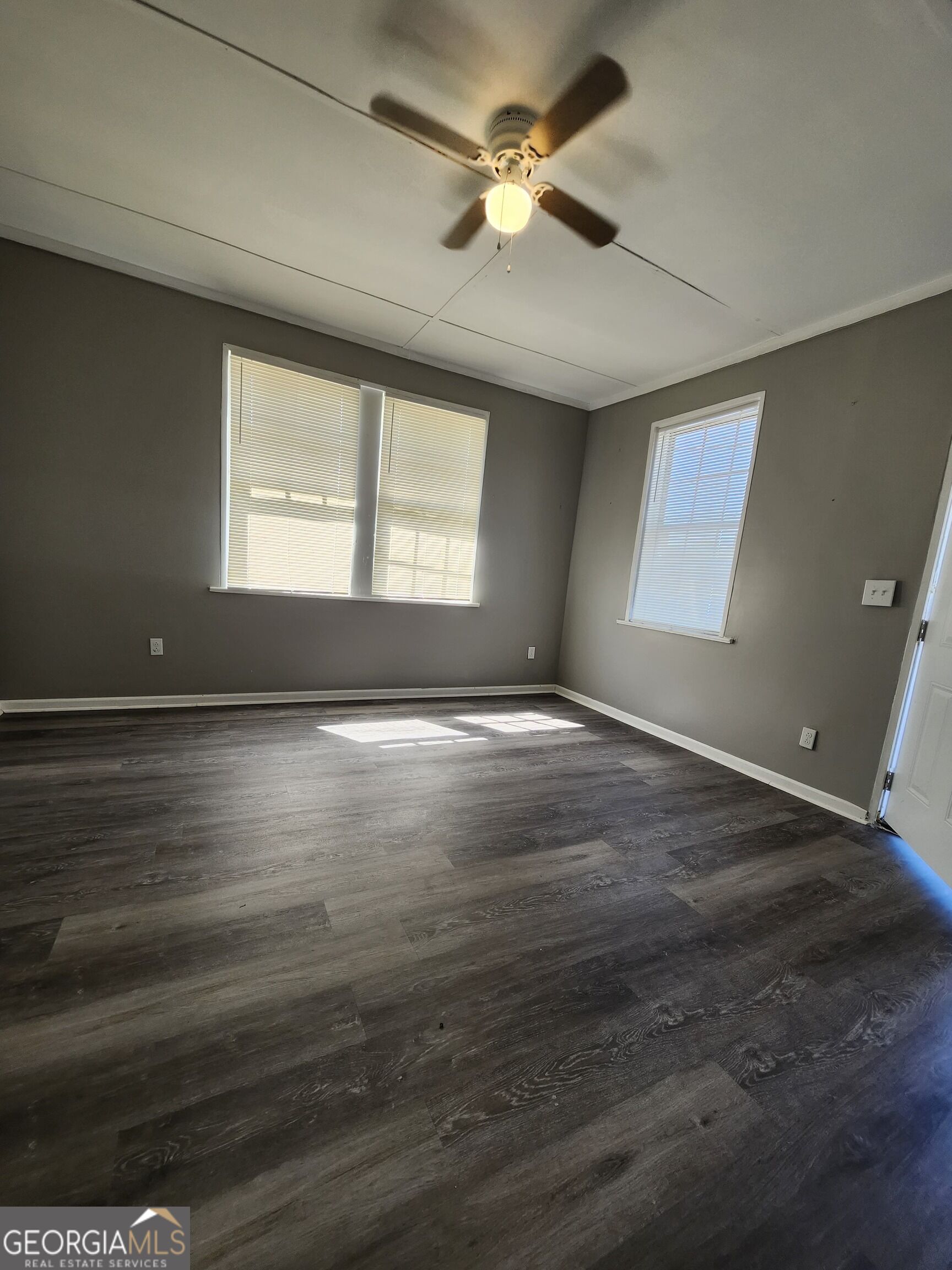 1893 3rd Avenue Property Photo 2