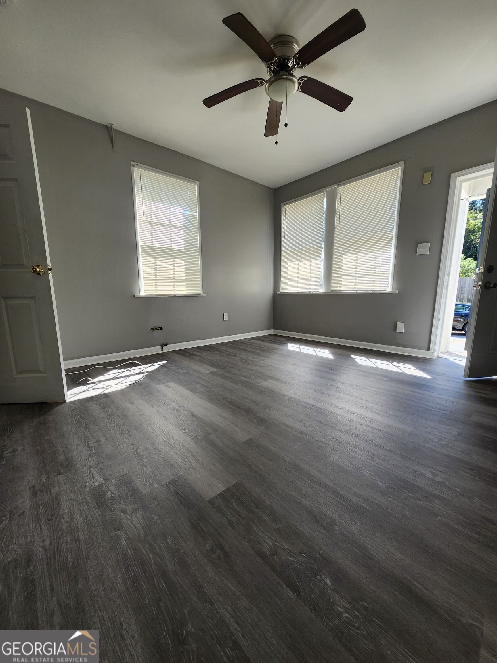 1893 3rd Avenue Property Photo 7