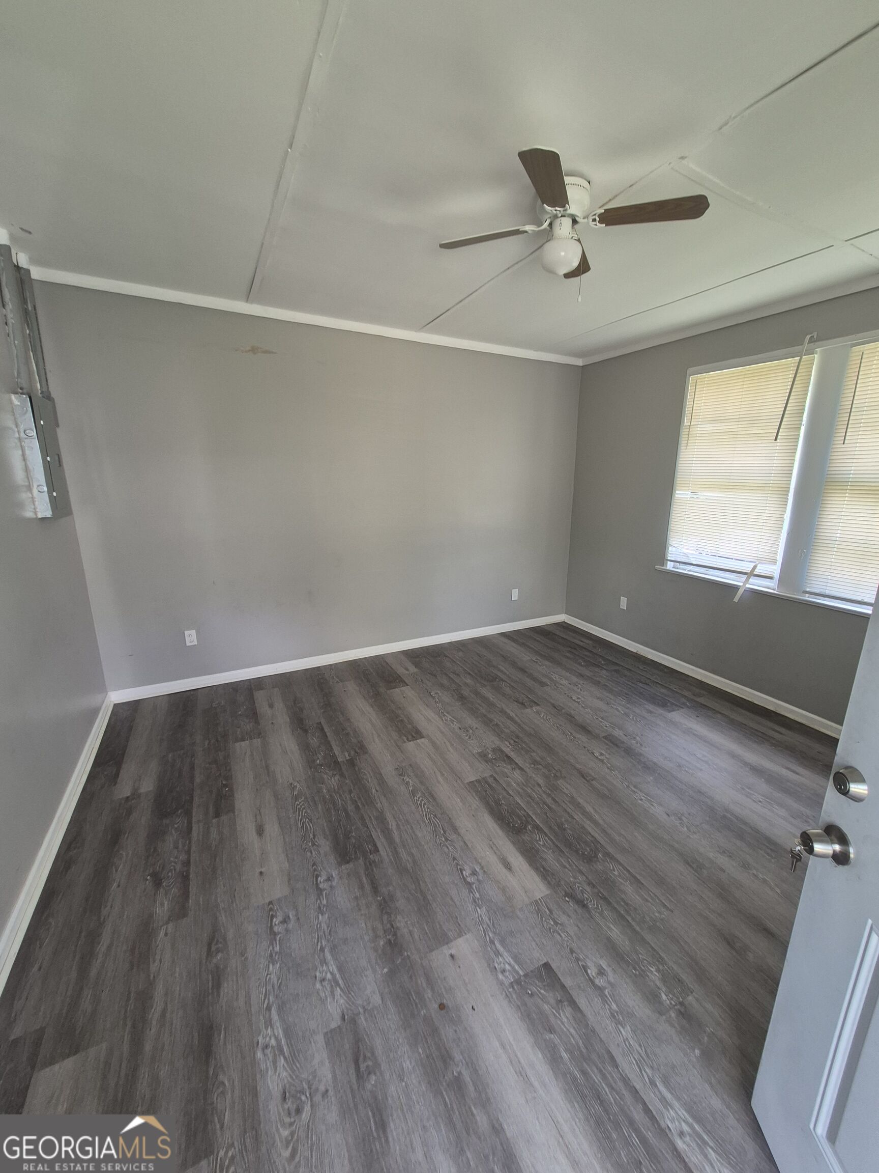 1893 3rd Avenue Property Photo 9