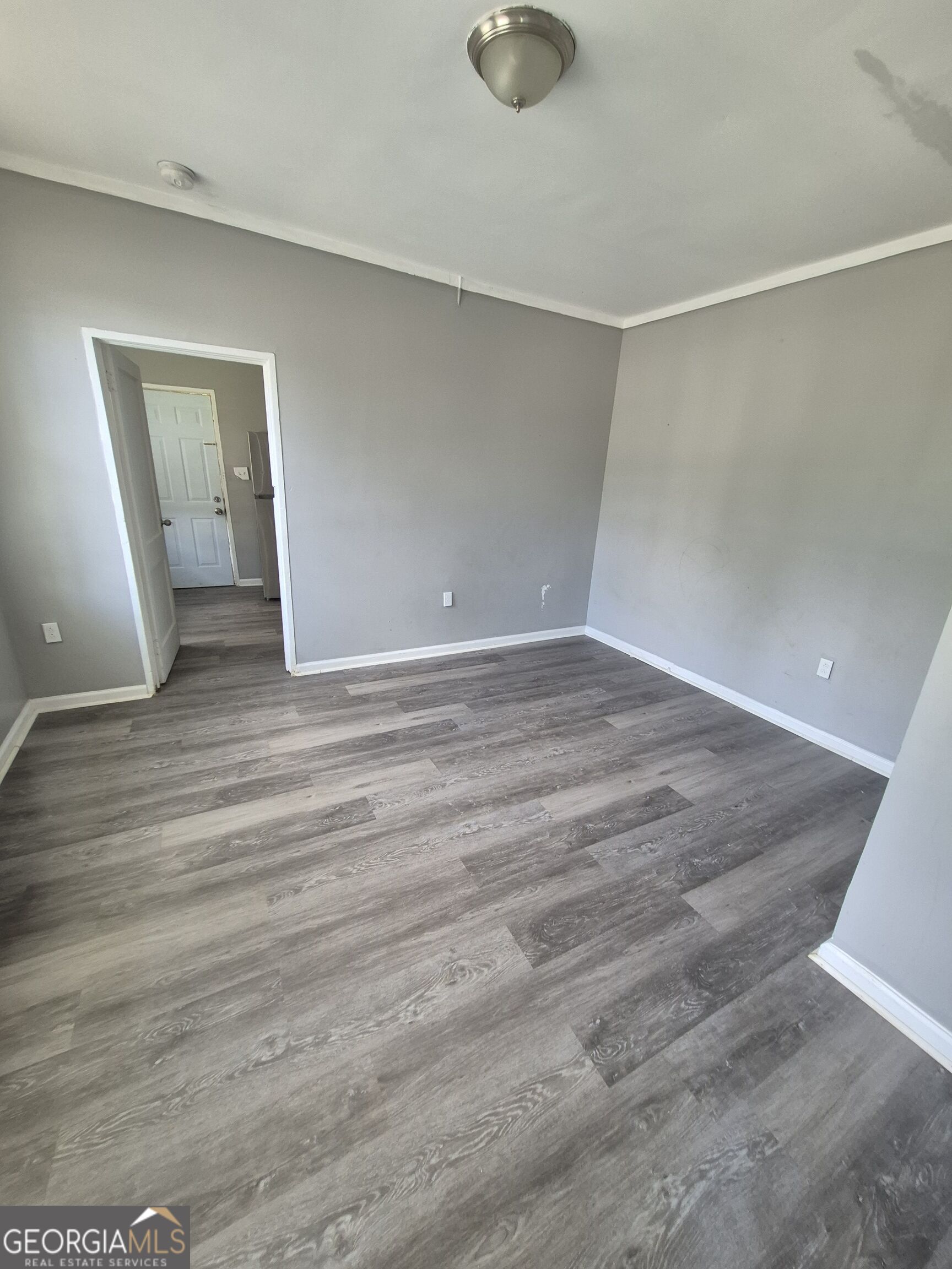 1893 3rd Avenue Property Photo 10