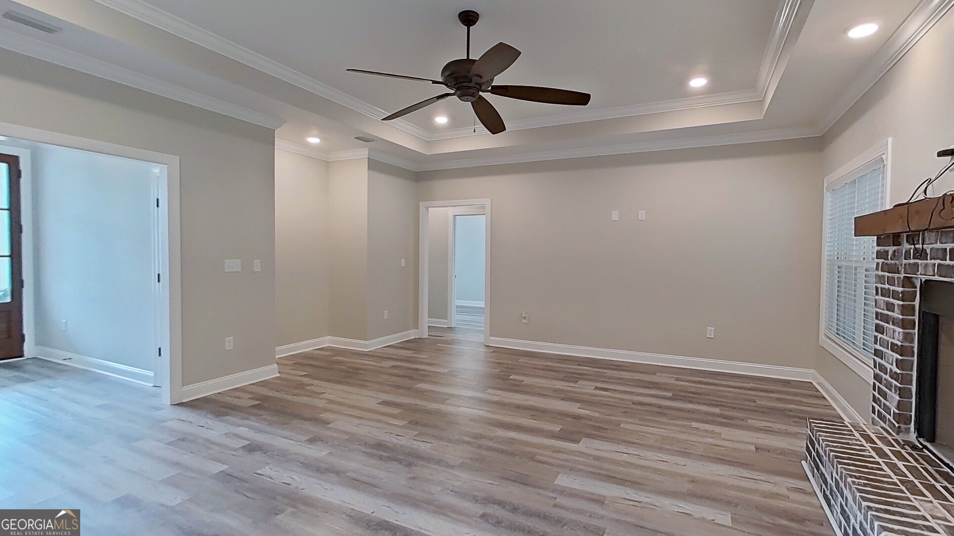 370 Madison Boulevard Property Photo 12
