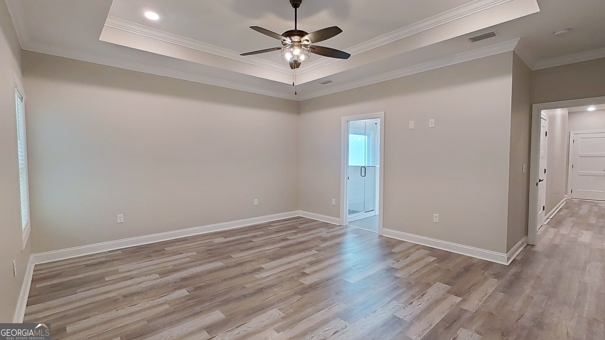 370 Madison Boulevard Property Photo 28