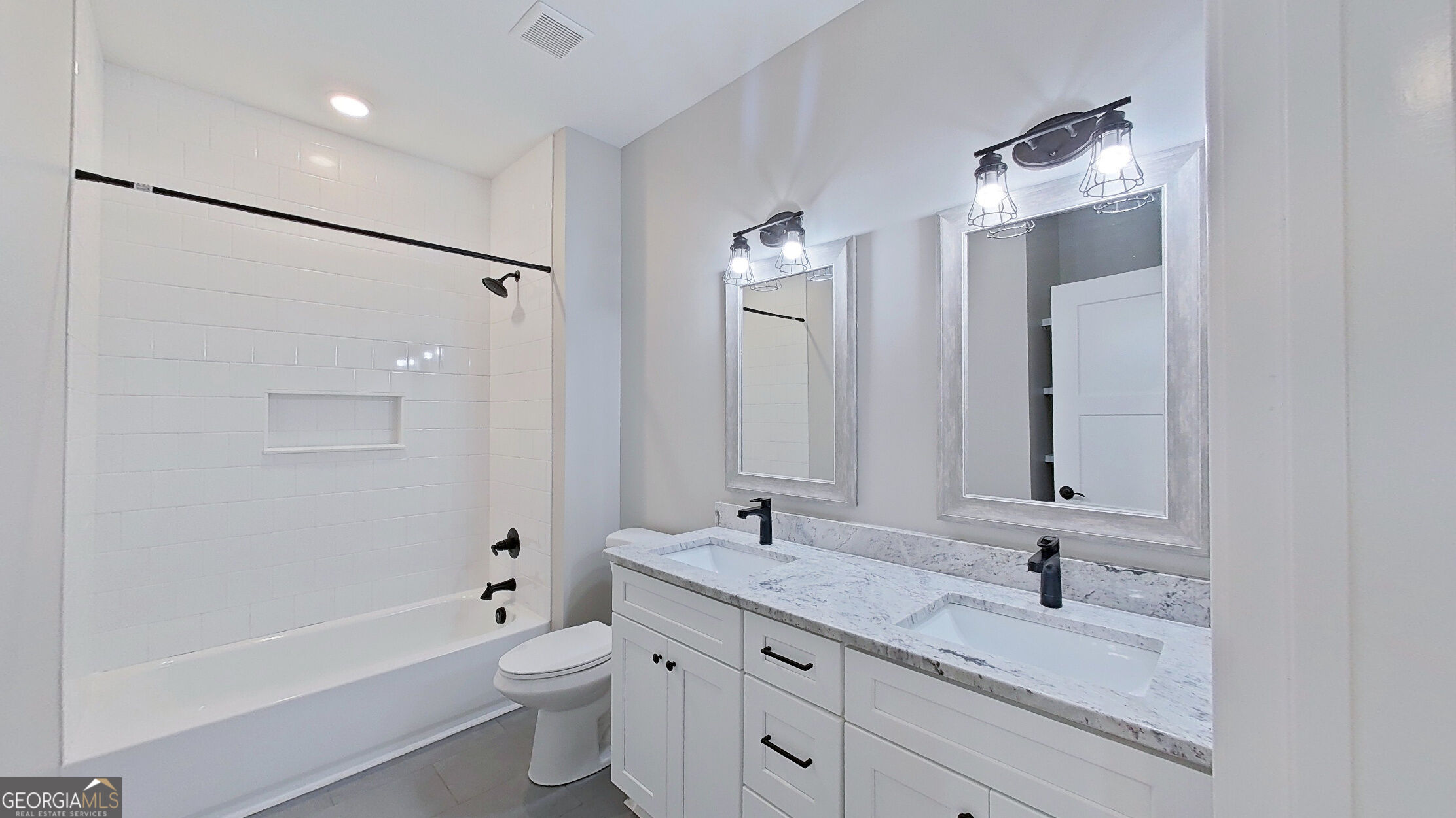 370 Madison Boulevard Property Photo 50