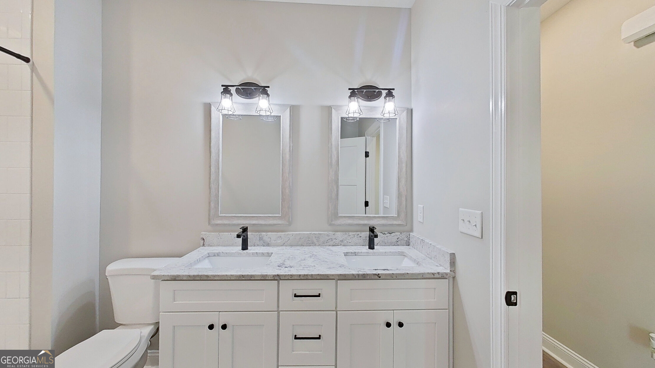 370 Madison Boulevard Property Photo 51