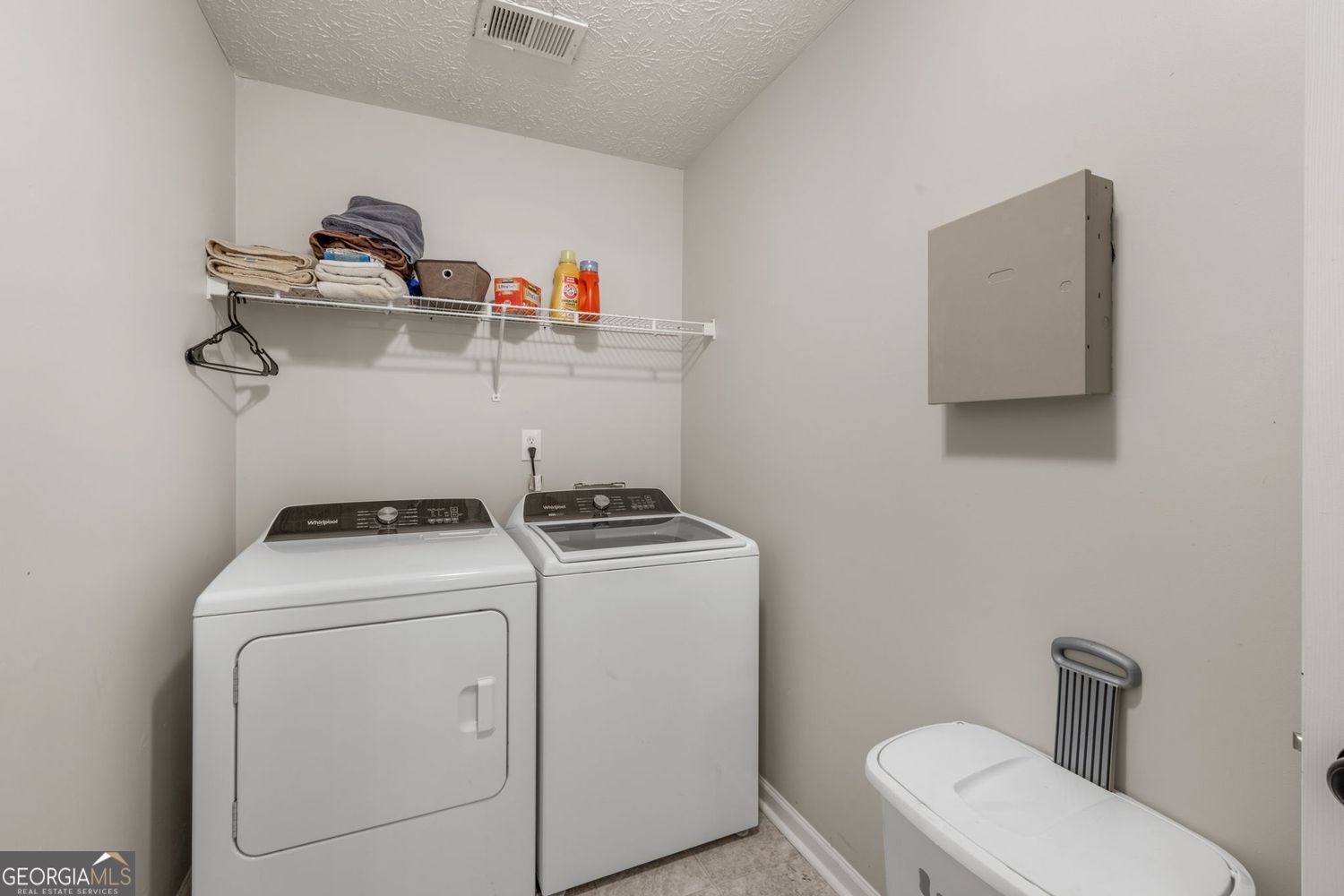 410 Winston Manor Drive Property Photo 13
