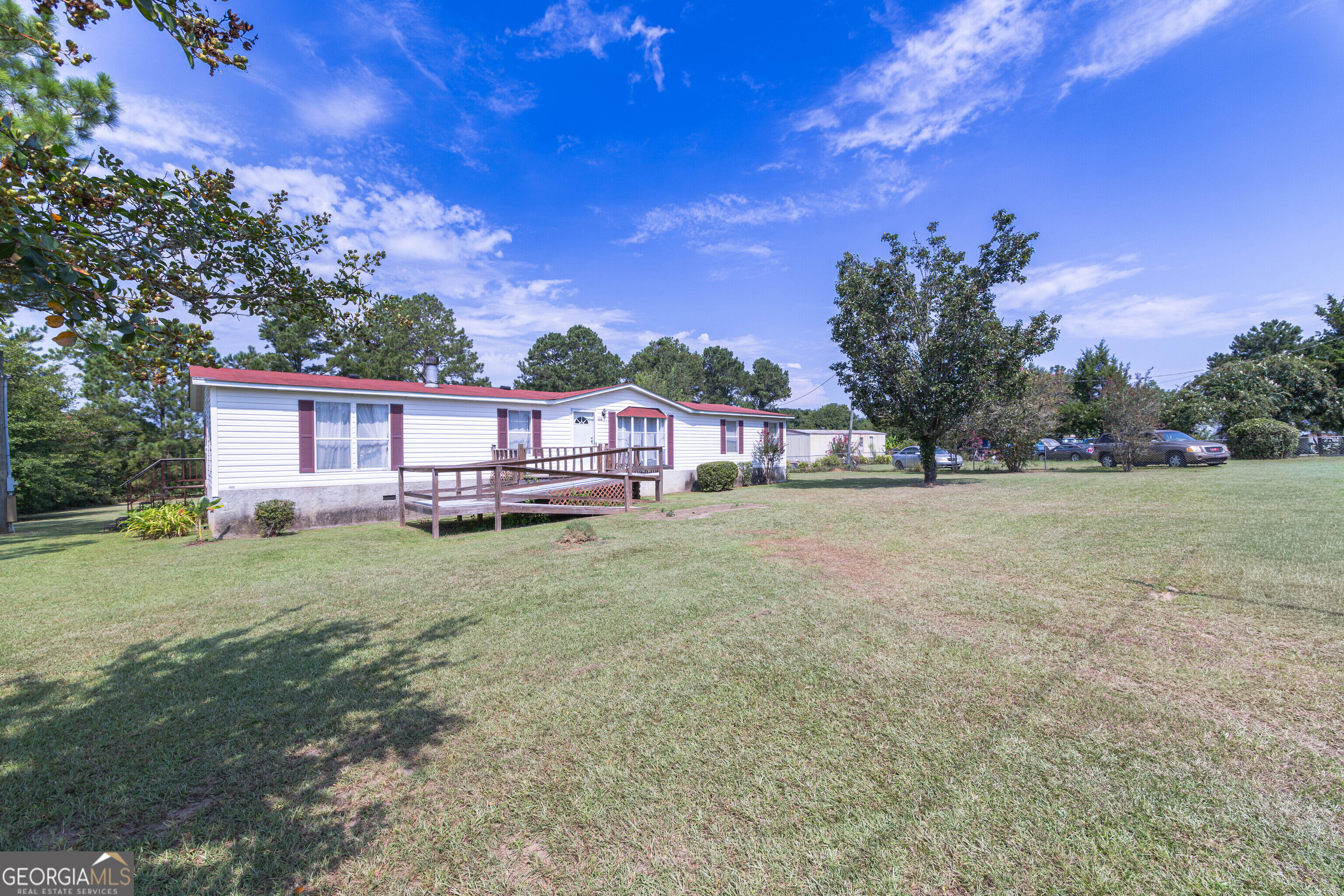 294 Pebble Hill Circle Property Photo 3