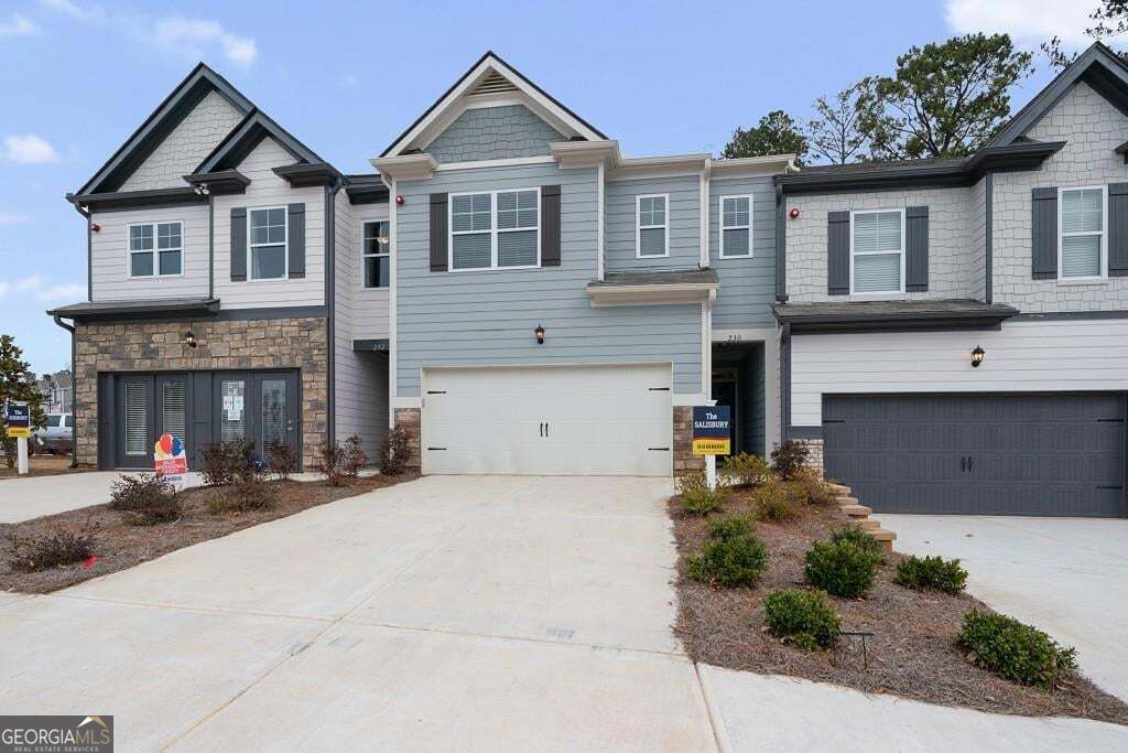 230 Lower Pheasant Lane Property Photo 2