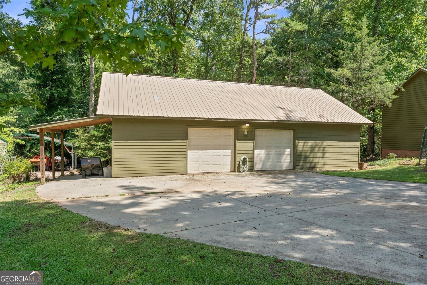 917 Laprade Street Property Photo 50