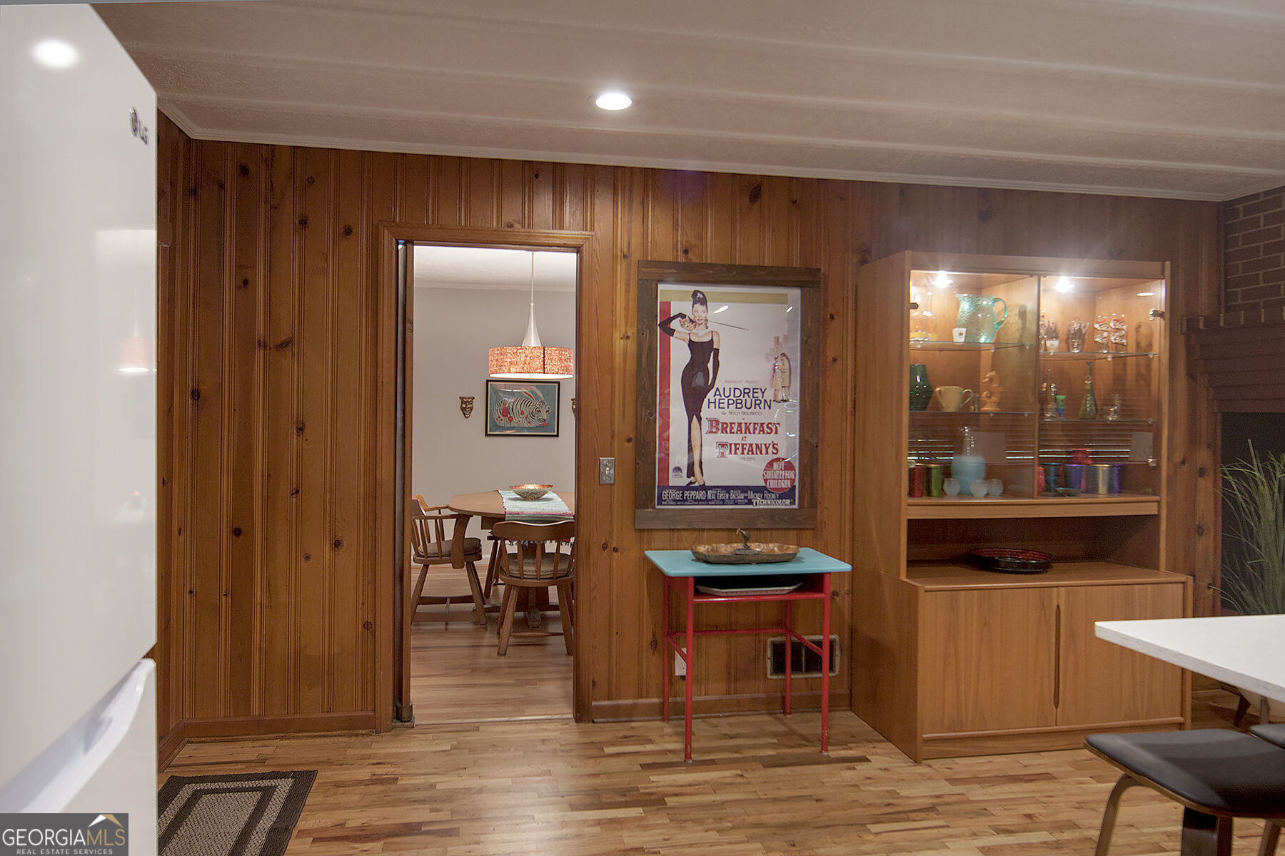 437 Pine Street Property Photo 12