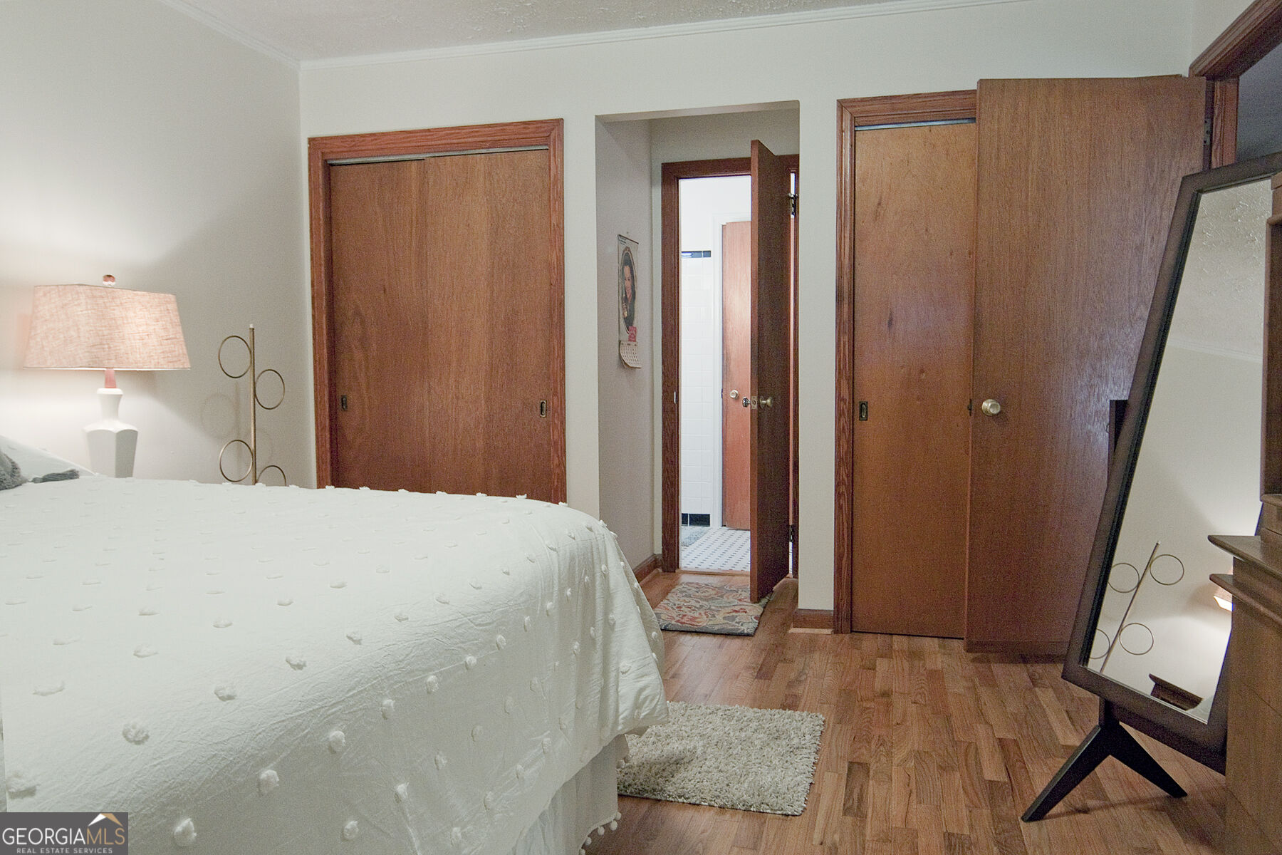 437 Pine Street Property Photo 17