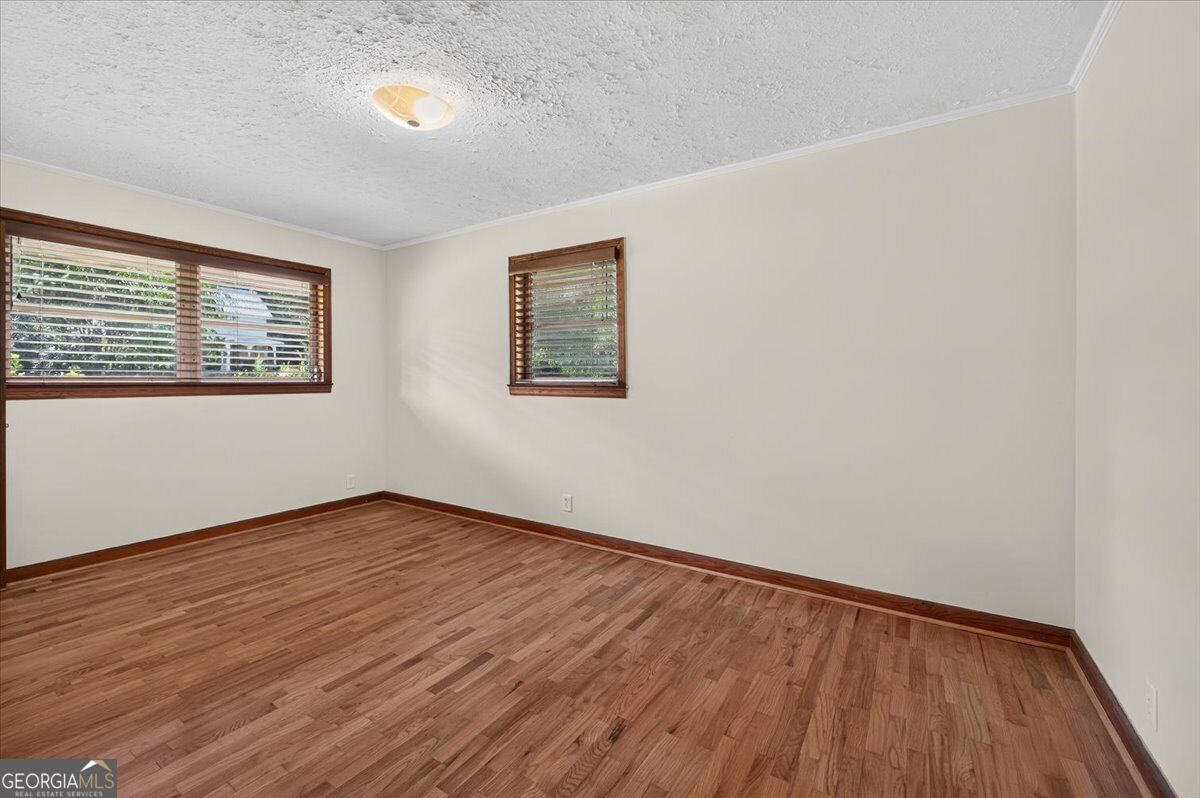 437 Pine Street Property Photo 45