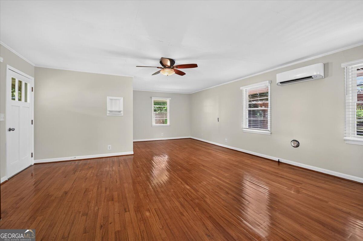 437 Pine Street Property Photo 53