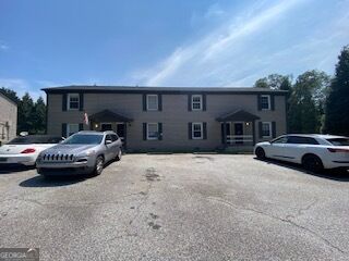 301 Cedar Creek Road UNIT B Property Photo 1