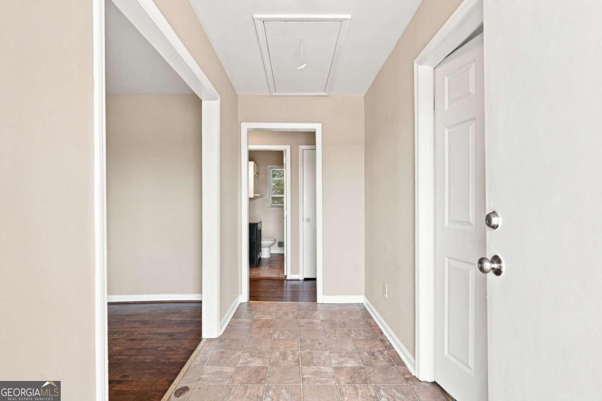 120 Westview Street Property Photo 8