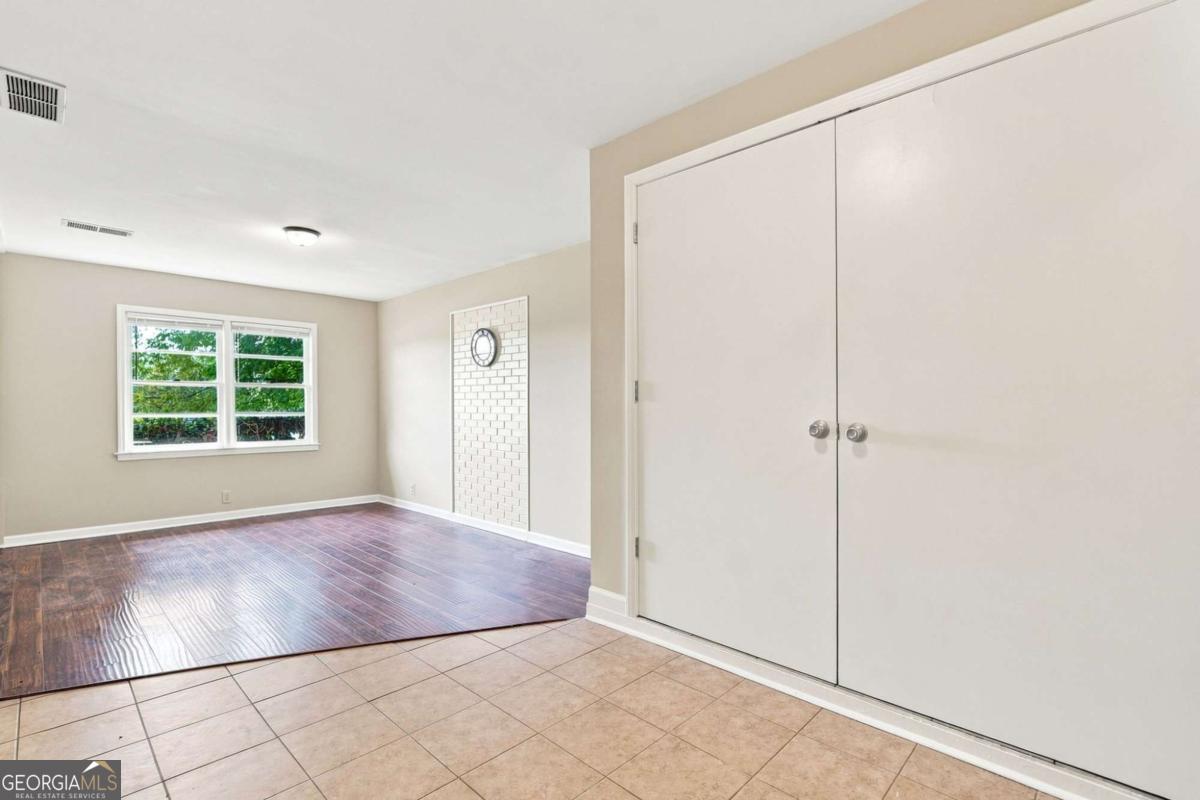 120 Westview Street Property Photo 16