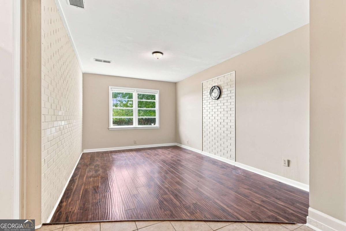120 Westview Street Property Photo 17