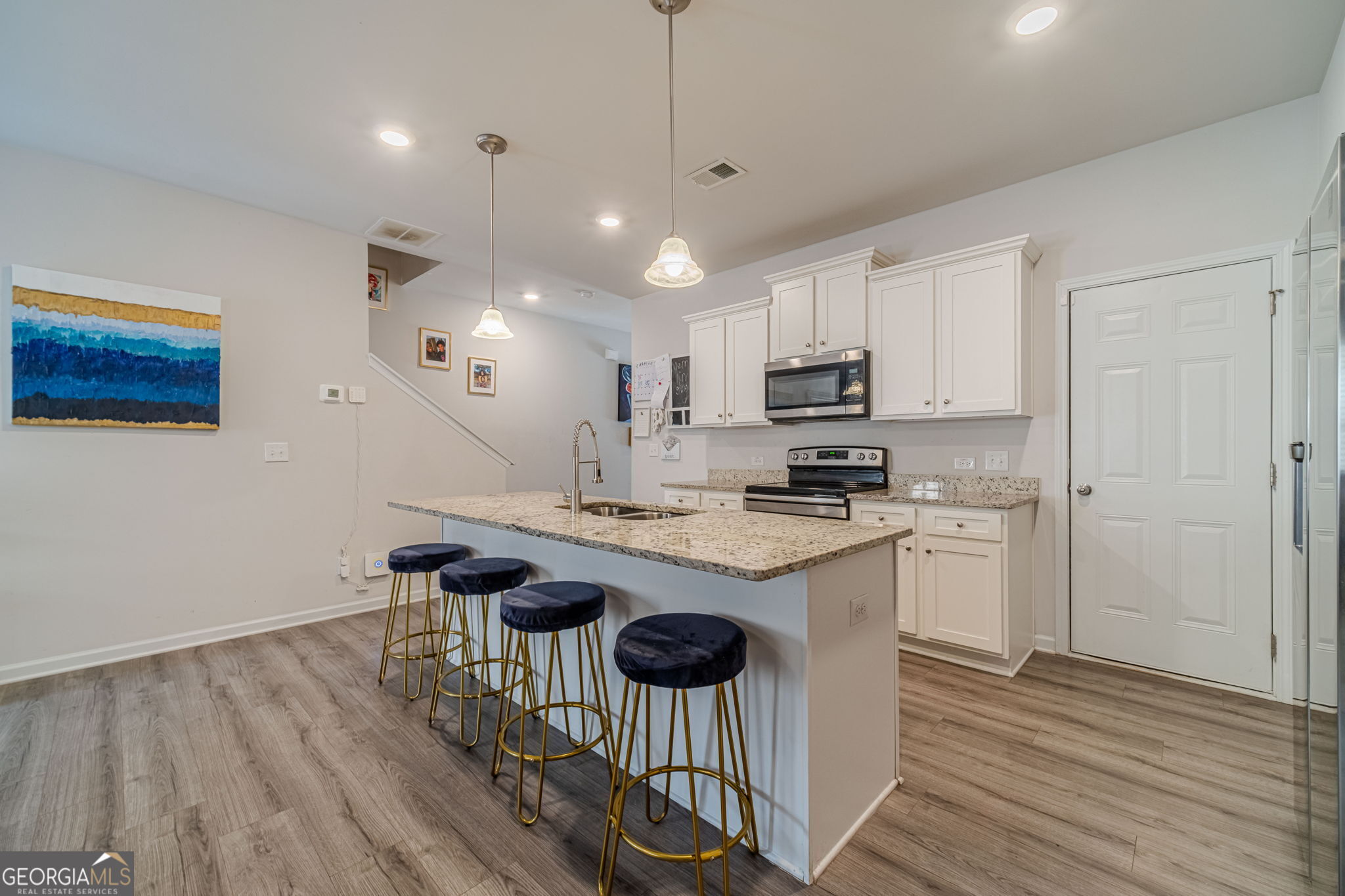 3646 Abbey Way Property Photo 6