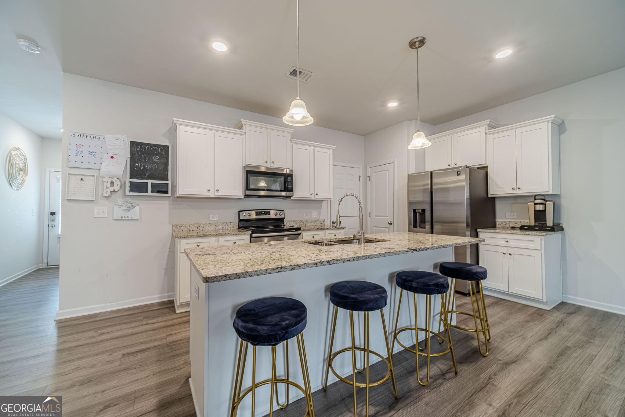 3646 Abbey Way Property Photo 8