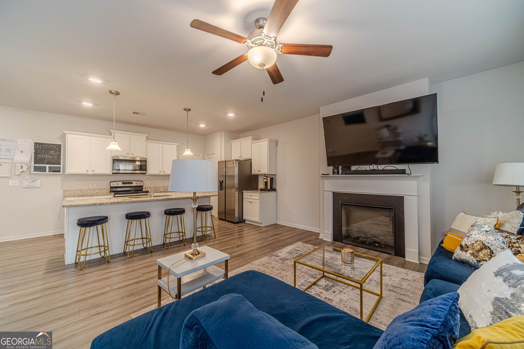 3646 Abbey Way Property Photo 10