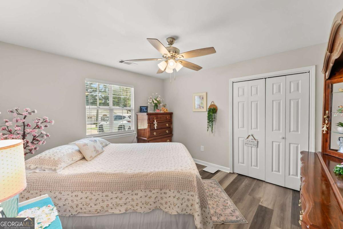 2560 Fairlane Drive Property Photo 4