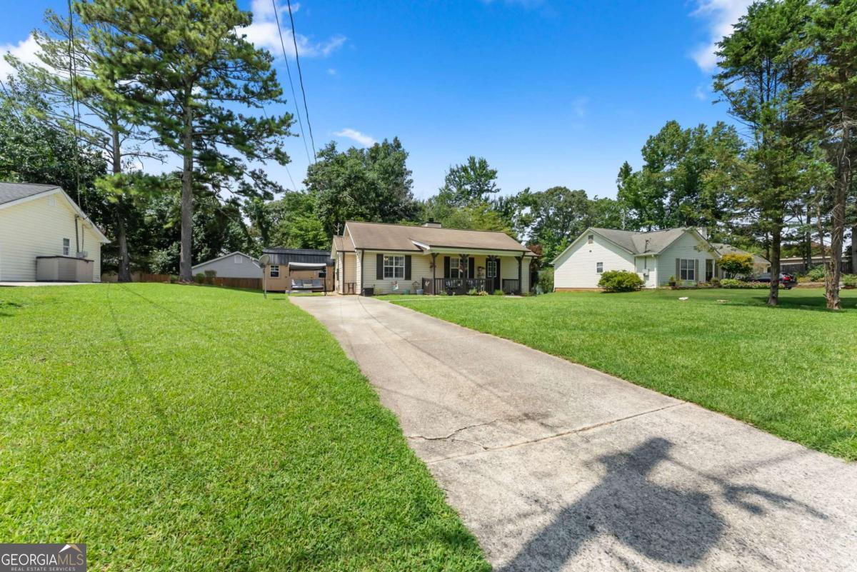 2560 Fairlane Drive Property Photo 7