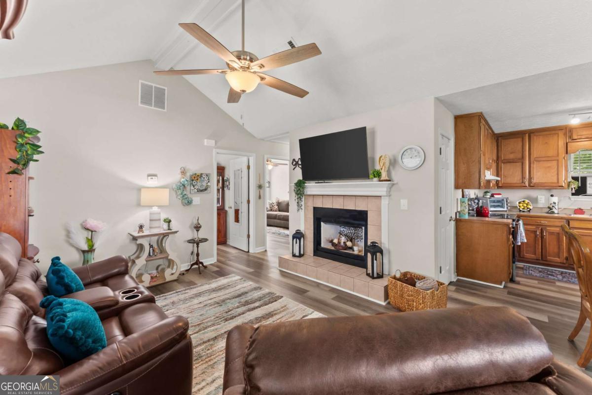 2560 Fairlane Drive Property Photo 22