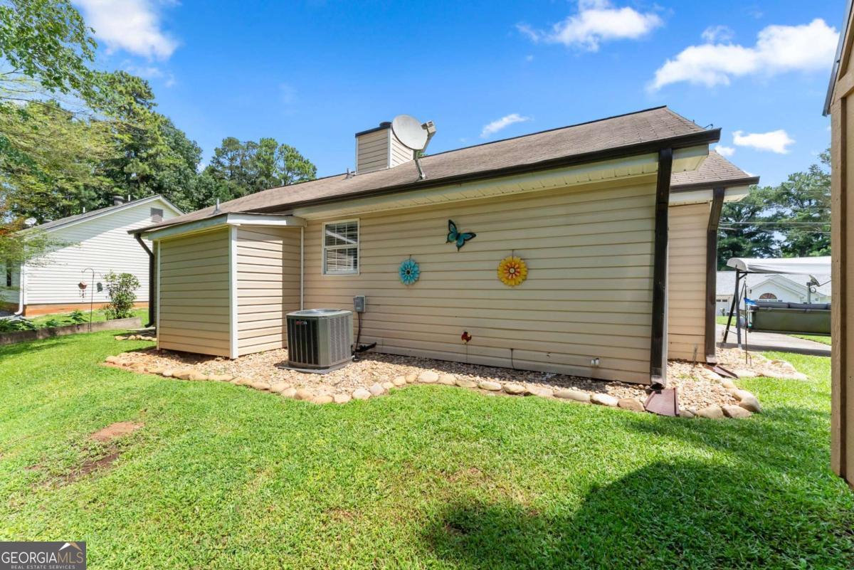 2560 Fairlane Drive Property Photo 40