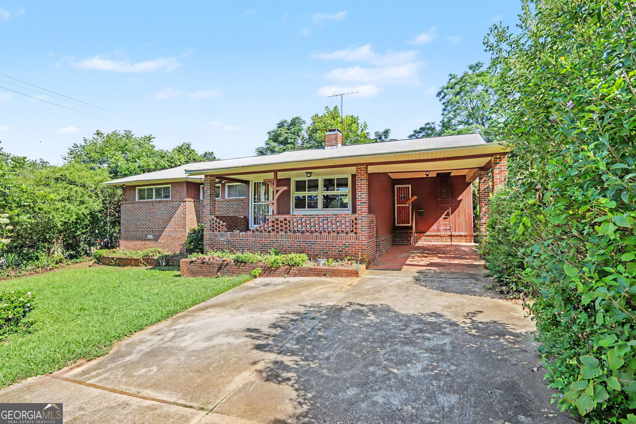 3370 Homera Place Property Photo 3