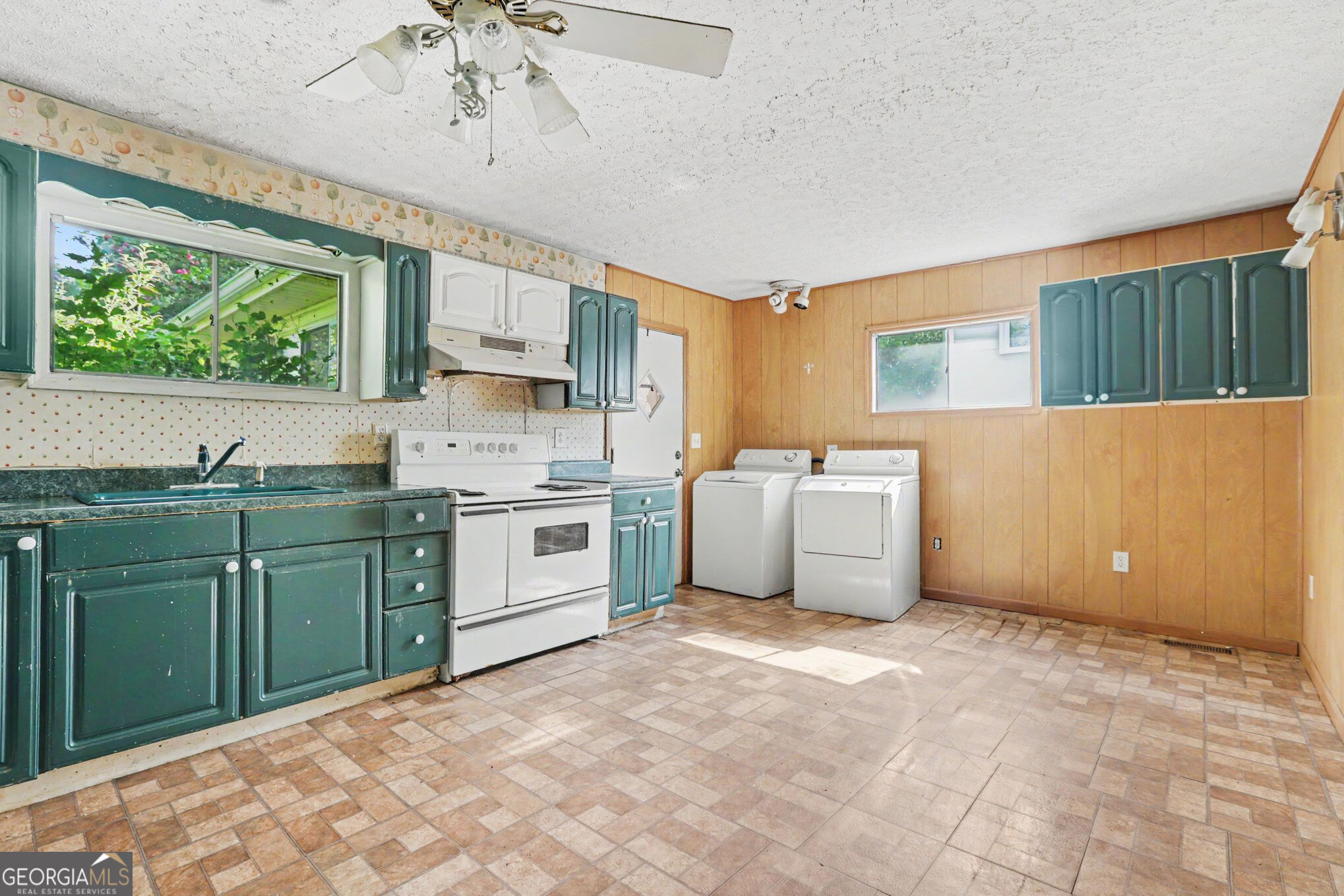 3370 Homera Place Property Photo 8