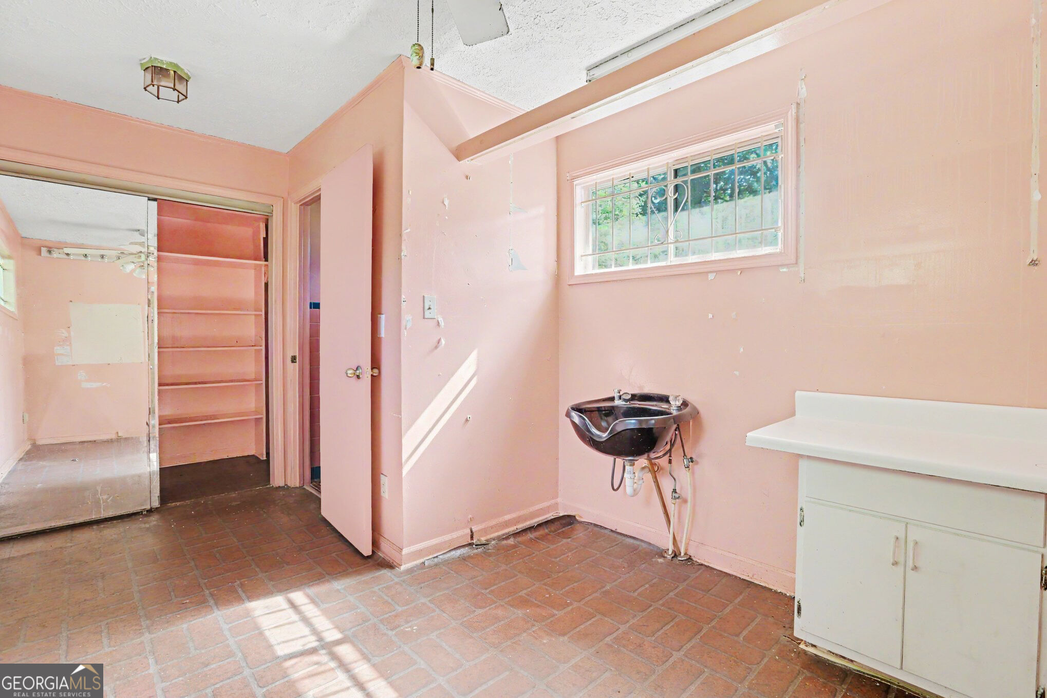 3370 Homera Place Property Photo 10