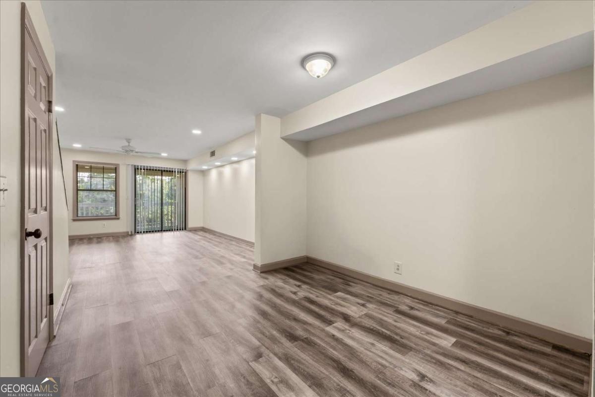 210 Appleby Drive Property Photo 4