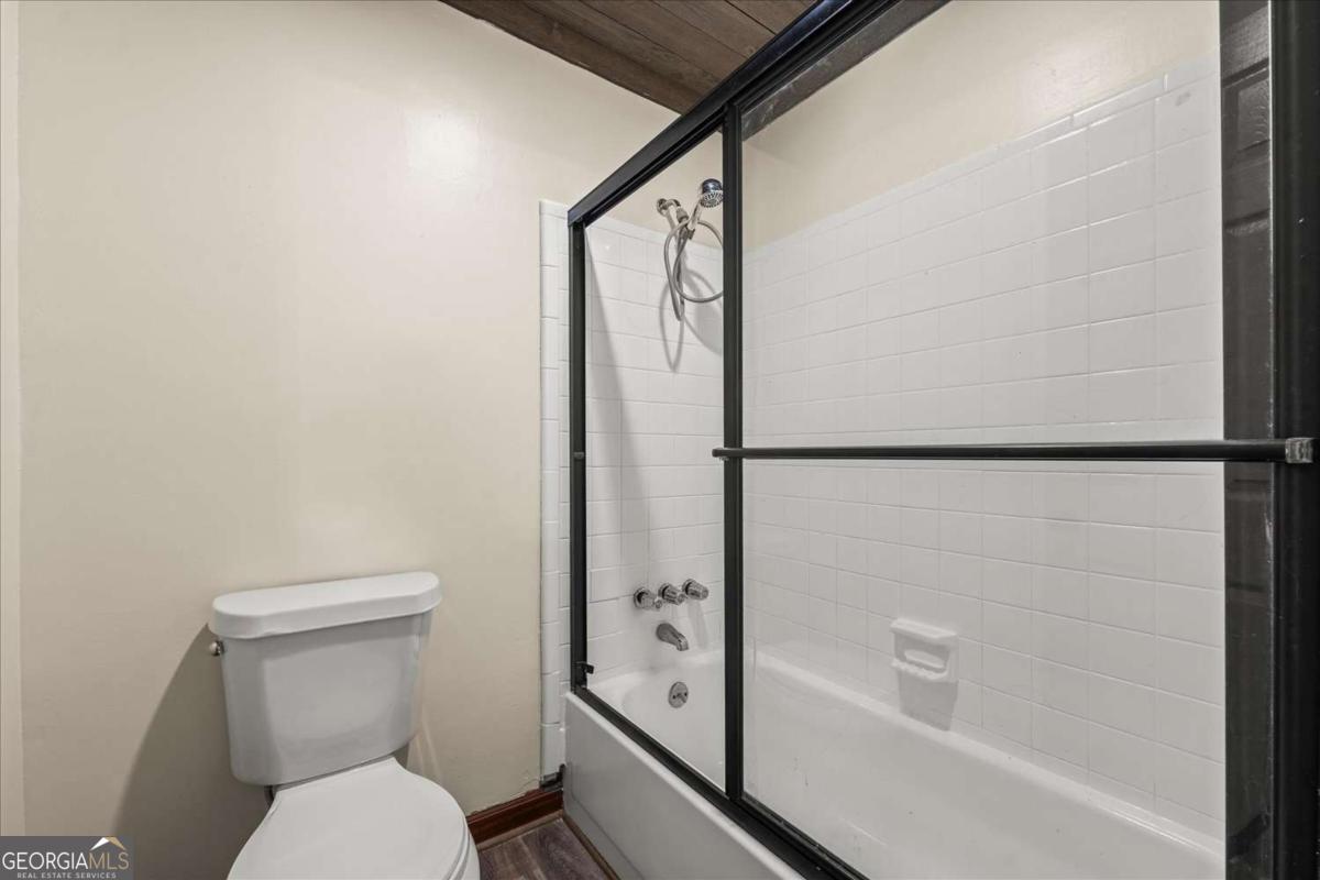 210 Appleby Drive Property Photo 13