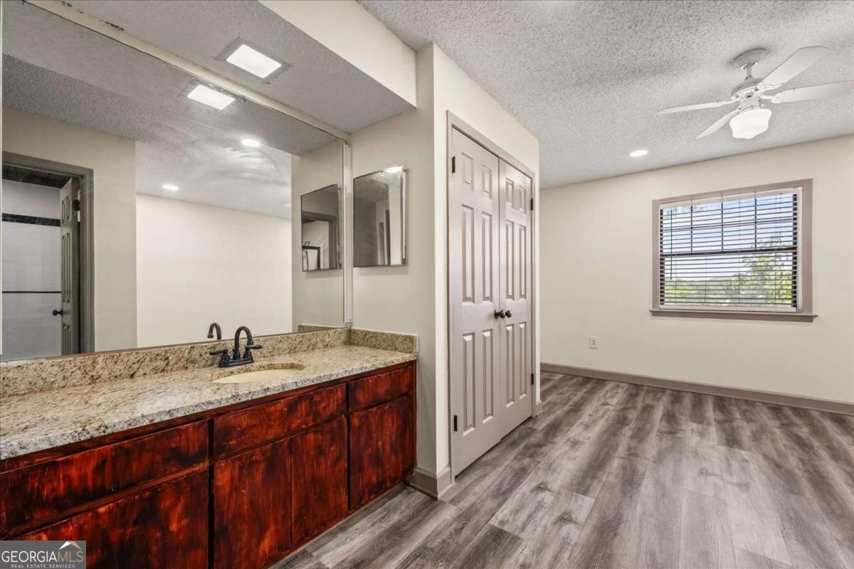 210 Appleby Drive Property Photo 17
