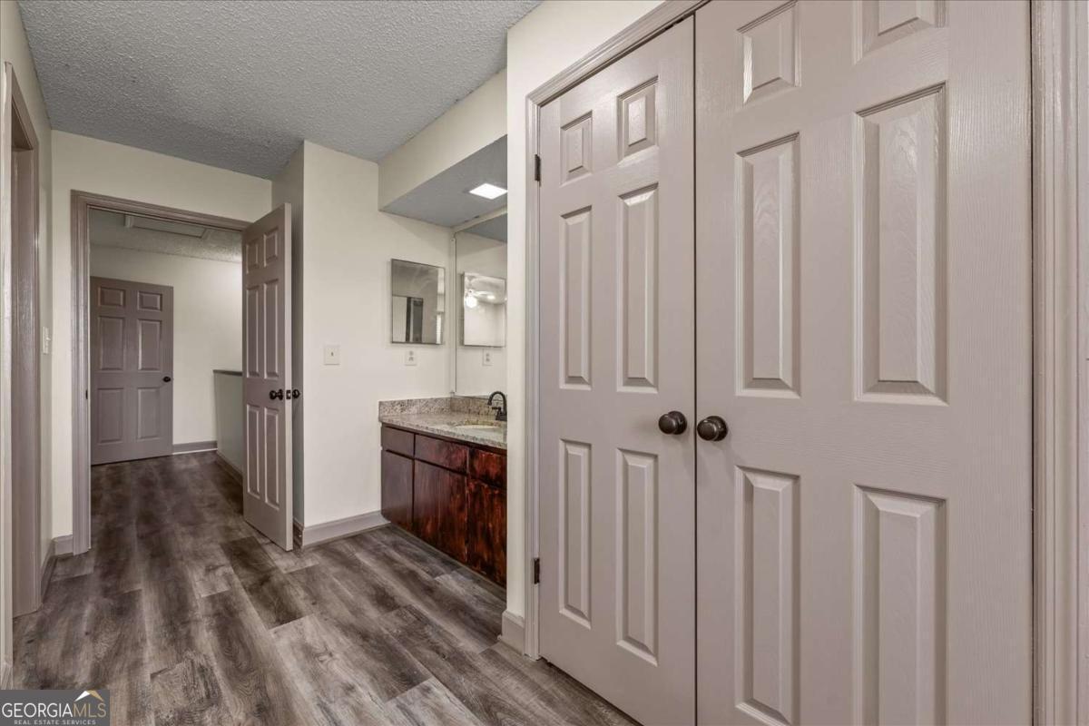 210 Appleby Drive Property Photo 18
