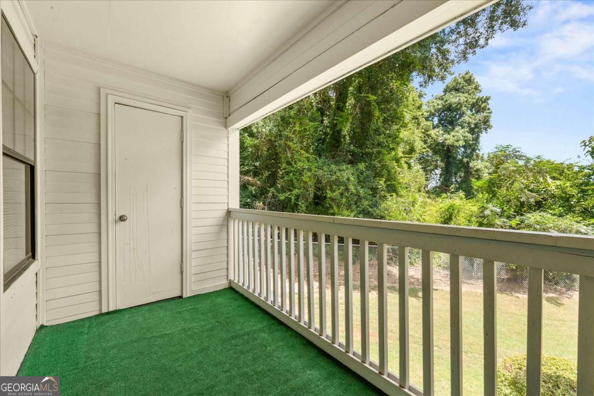 210 Appleby Drive Property Photo 24