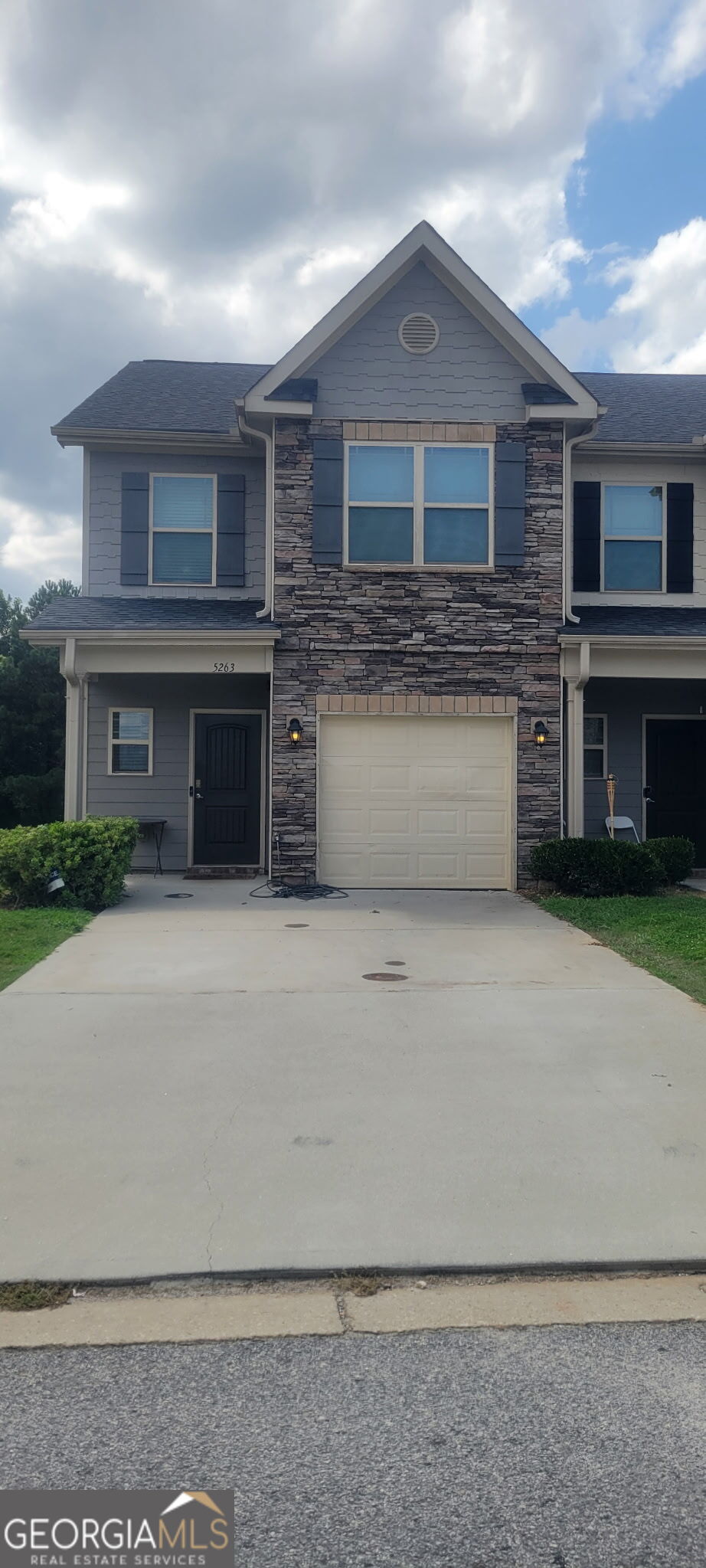 5263 Carrie Drive Property Photo 1