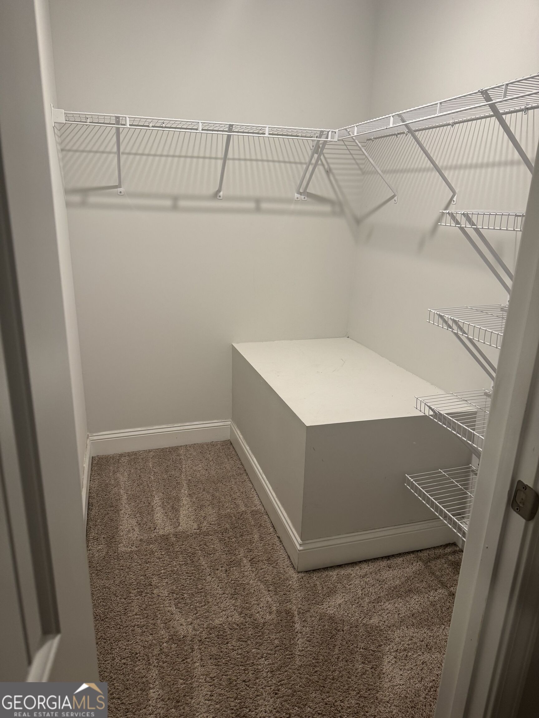 5263 Carrie Drive Property Photo 8