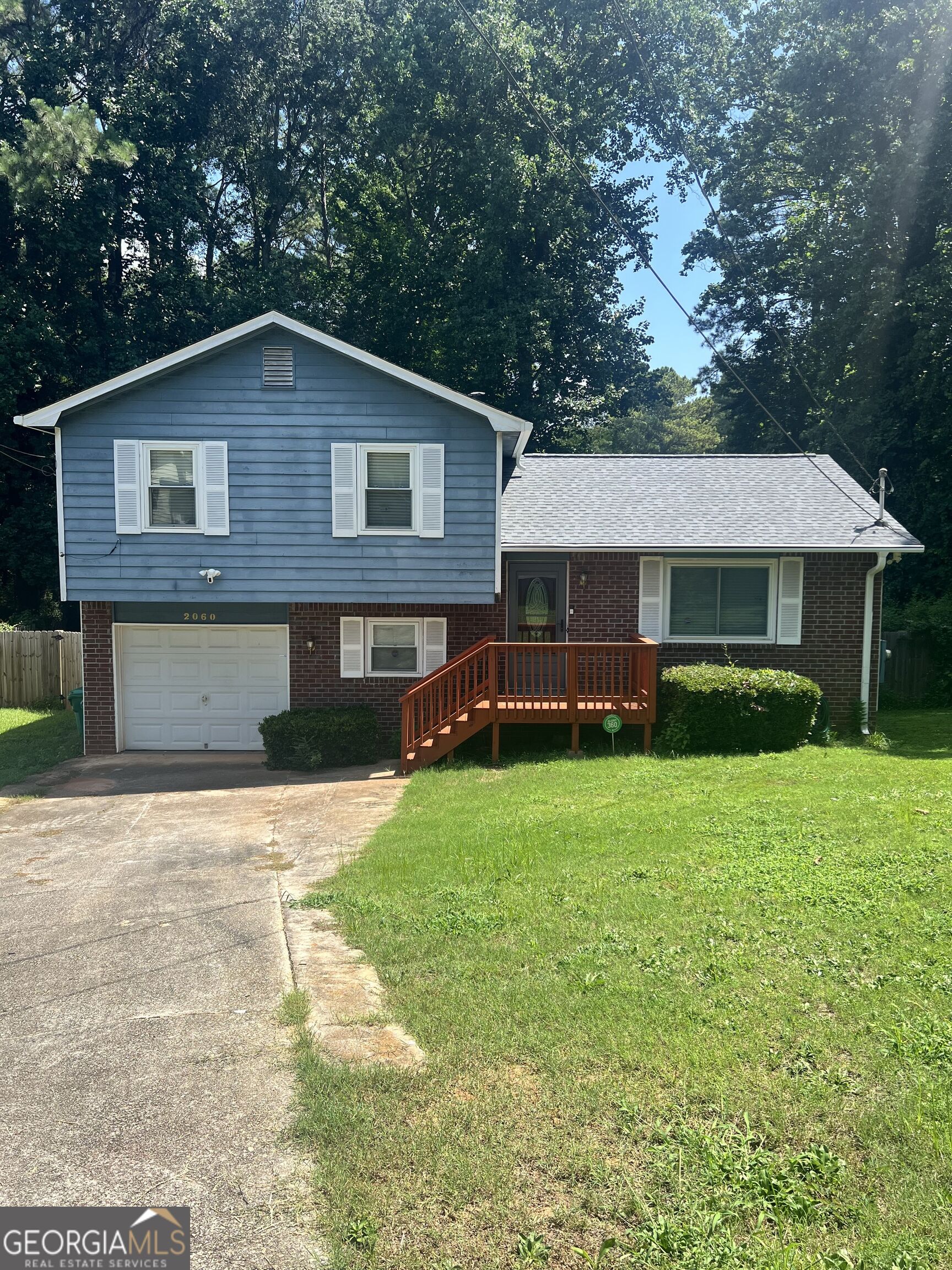 2060 Kimber Trail Property Photo 1
