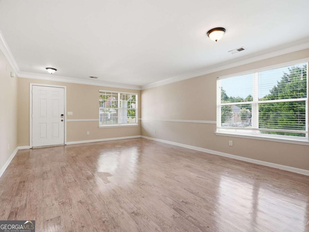 2828 Farmstead Court Property Photo 4