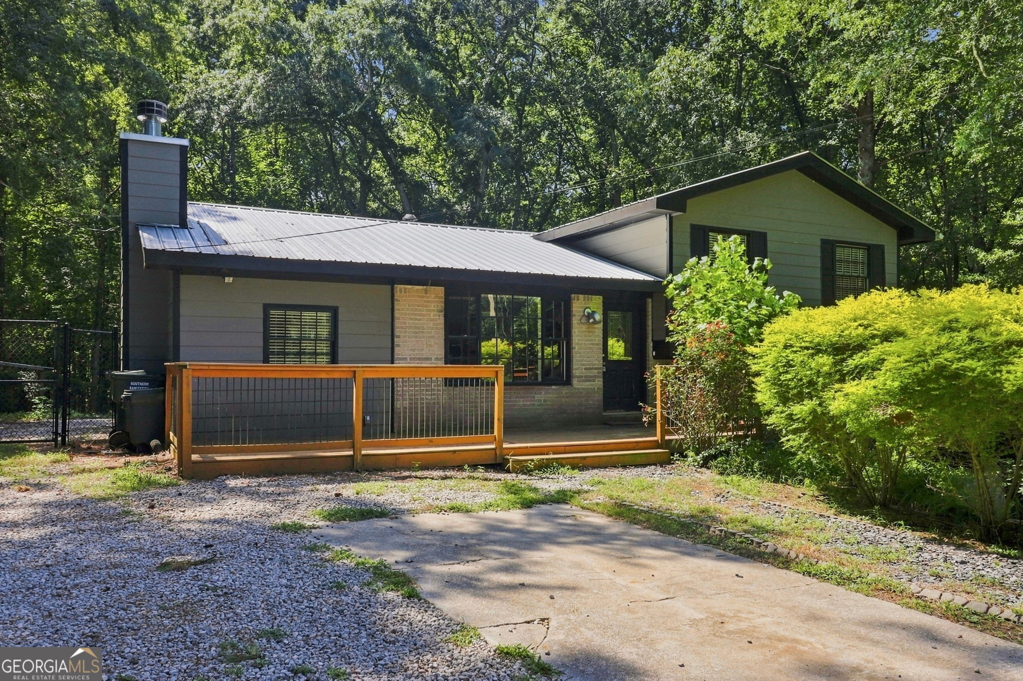 2840 Lois Lane Property Photo 1