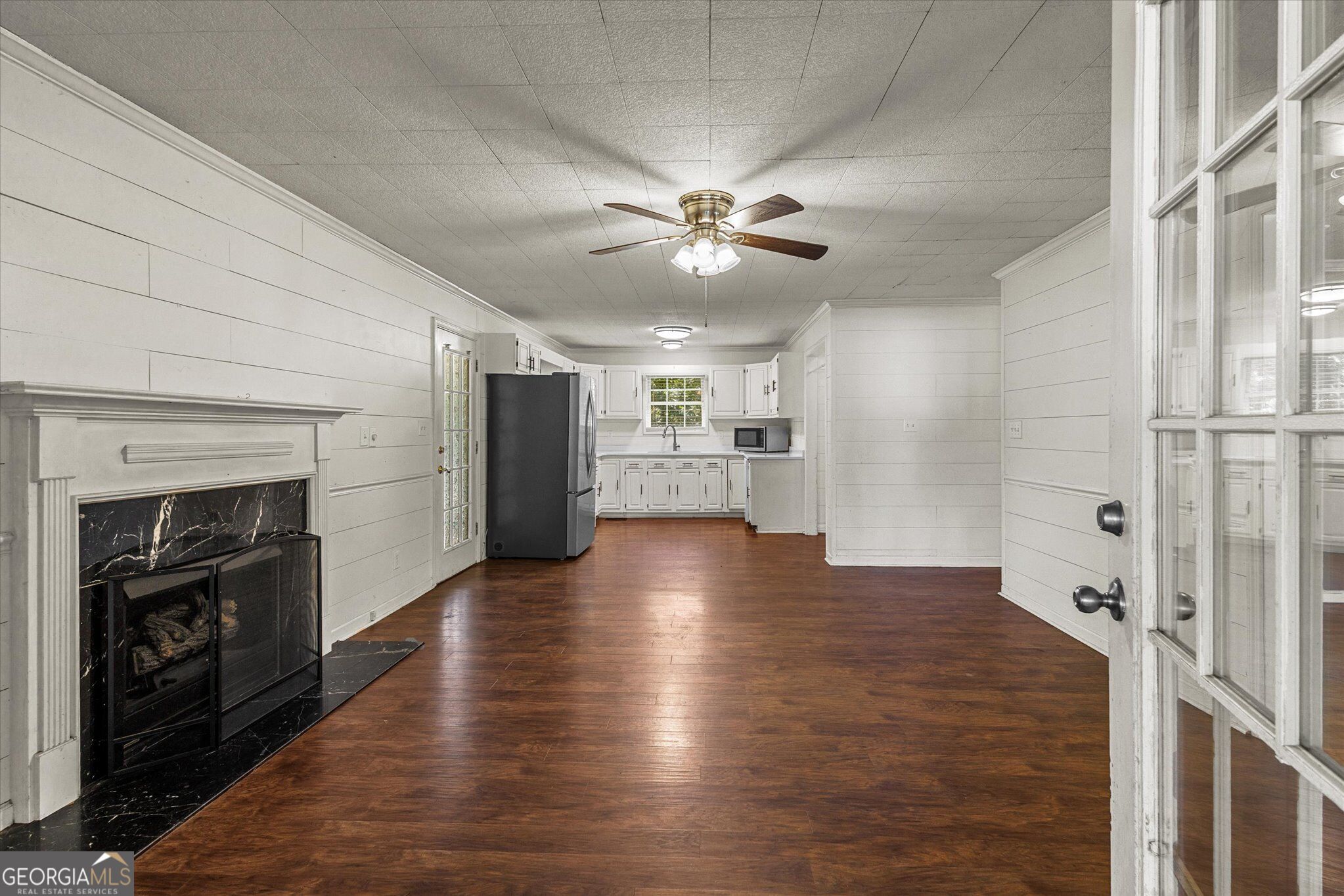 7447 Old Cornelia Highway Property Photo 9