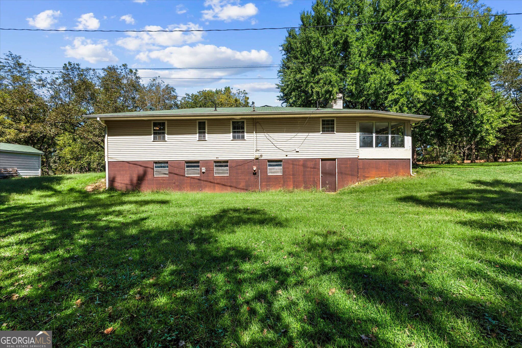 7447 Old Cornelia Highway Property Photo 46