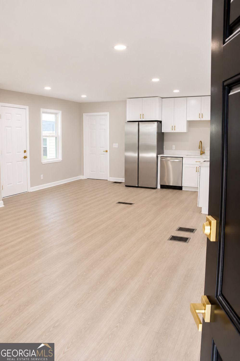 5679 Perk Street Property Photo 2