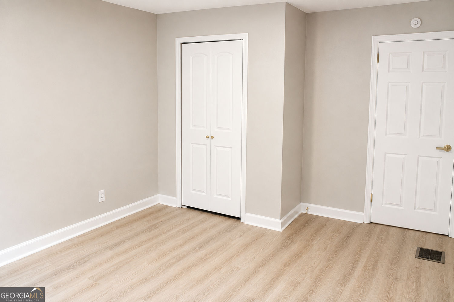 5679 Perk Street Property Photo 13