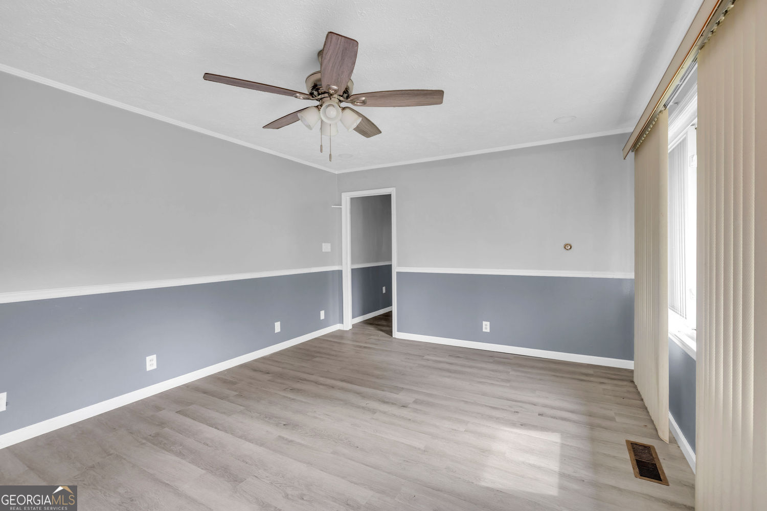 4322 Summerhill Drive Property Photo 5