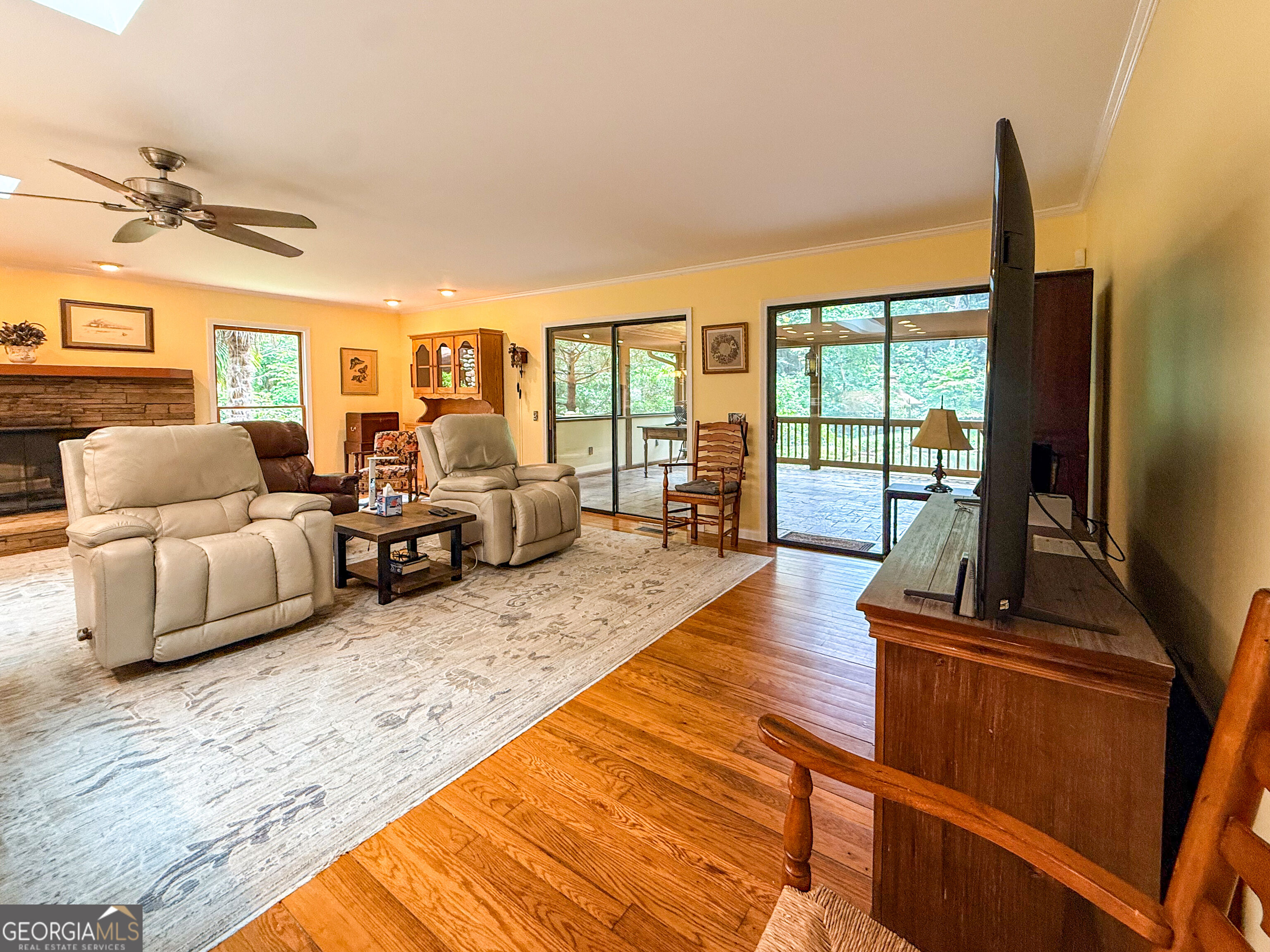 858 Wooten Road Property Photo 11
